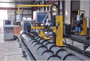 云顶集团CNCG系列摩擦盘数控相贯线切割机