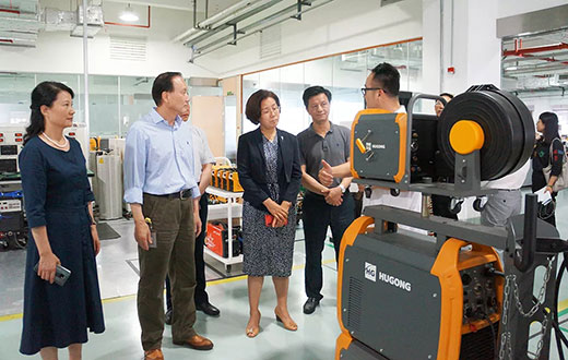 江西省政府副省长吴忠琼带队走访上；Ｔ贫ゼ抛懿