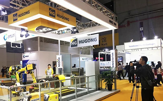 安徽芜湖卫视拍摄云顶集团意大利CEA展位